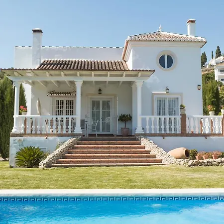 Tinajas Luxury